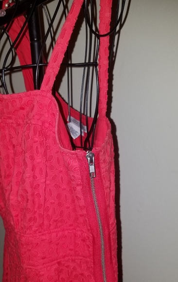 Eyelet Dress - Picture 4 of 6